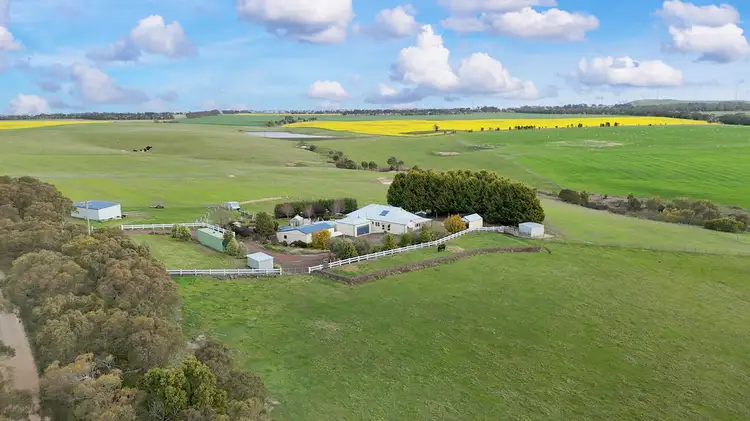 162 Arthurs Lane, Mount Mercer VIC 3352