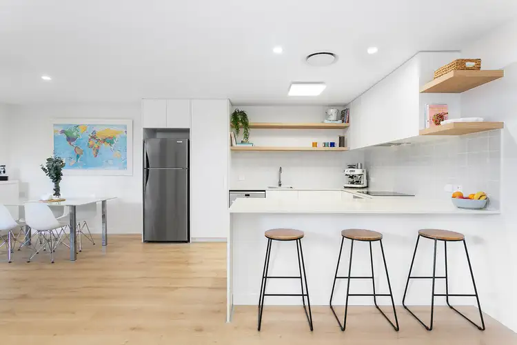 Second view of Homely semi-detached listing, 2/7 Wagtail Court, Burleigh Waters QLD 4220