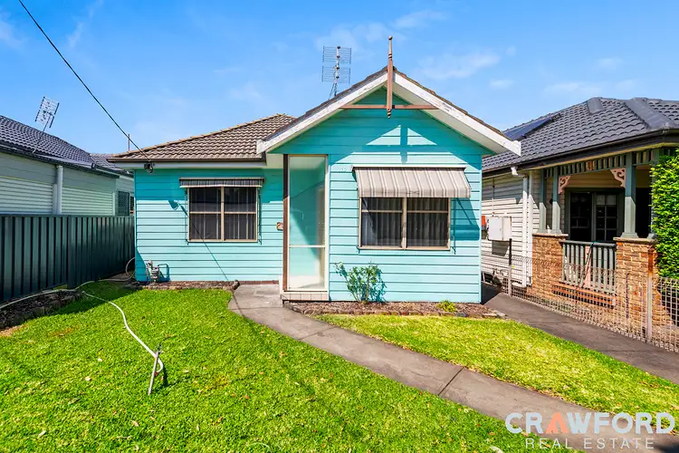 220 Dunbar Street, Stockton NSW 2295