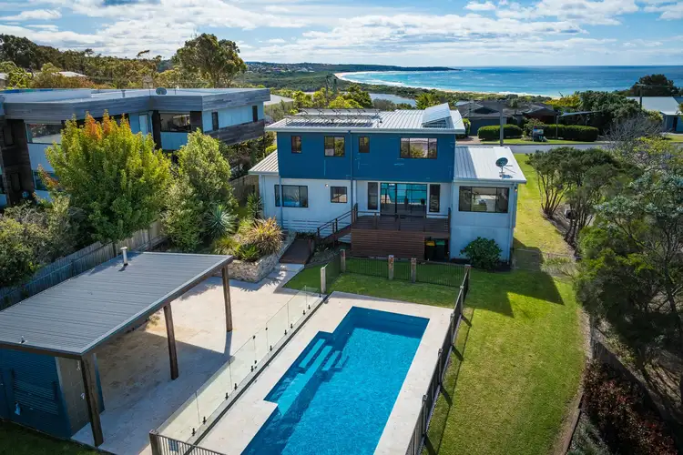 16 Lakeview Avenue, Merimbula NSW 2548