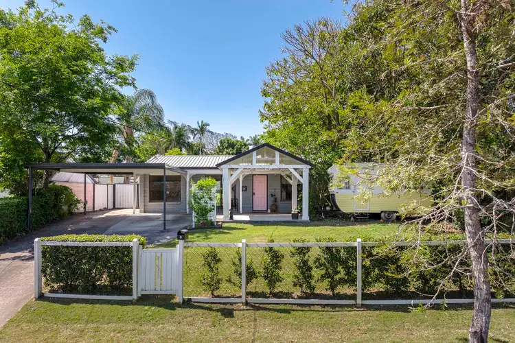 5 Ironbark Crescent, Camira QLD 4300