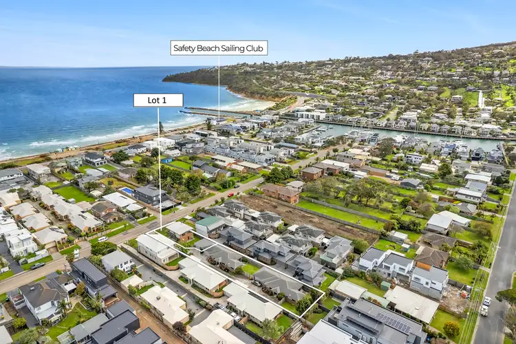 1/252 Dromana Parade