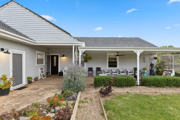 17 Marchant Road, Strathalbyn SA 5255