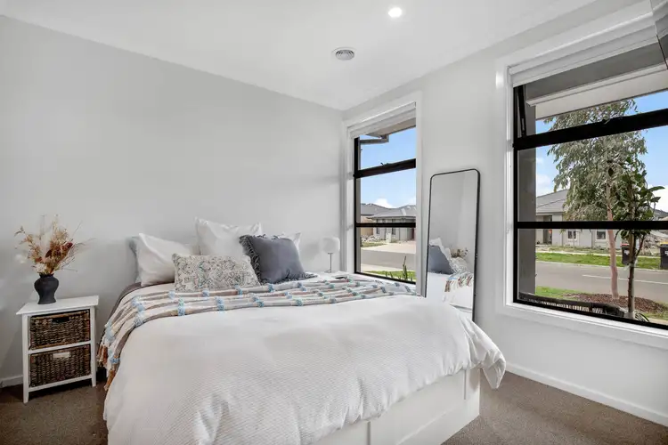 Sixth view of Homely house listing, 32 Louvre Road, Bonnie Brook VIC 3335