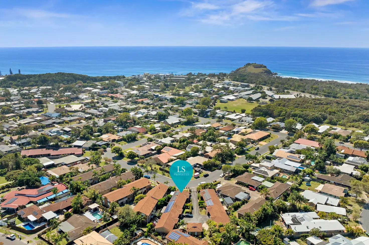 Main view of Homely townhouse listing, 8/29 Cassidy Crescent, Bogangar NSW 2488