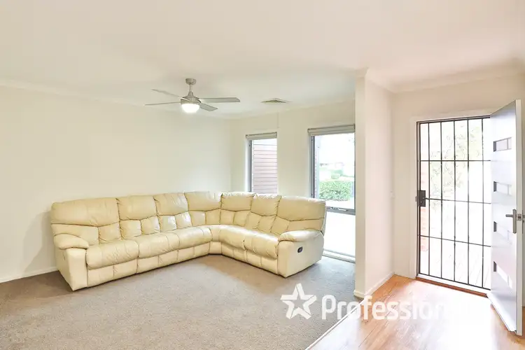 Second view of Homely house listing, 5 Maribyrnong Court, Red Cliffs VIC 3496