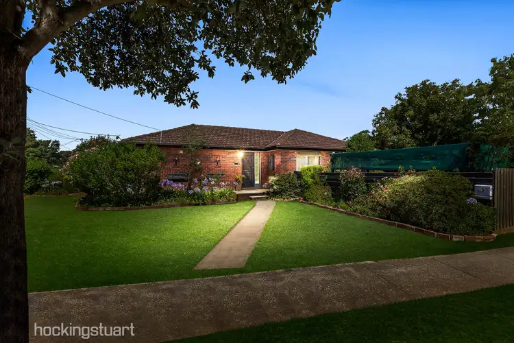 21 Kurrajong Crescent