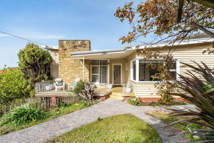 104 Gillon Crescent, Mount Stuart TAS 7000