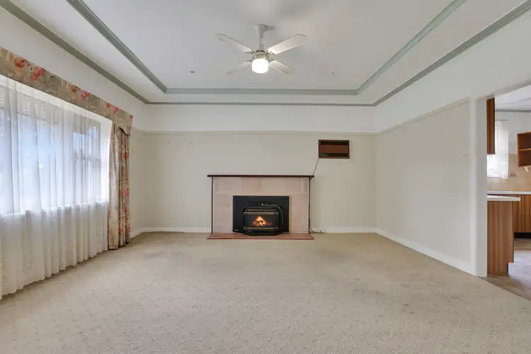 Second view of Homely house listing, 105 Francis Street, Bairnsdale VIC 3875