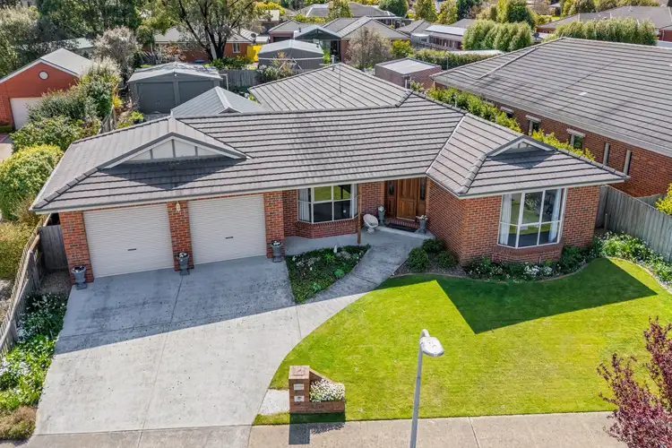 17 Harold Court, Alfredton VIC 3350