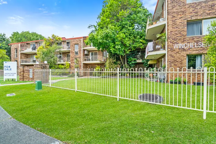 5/4 Rolan Court, Palm Beach QLD 4221