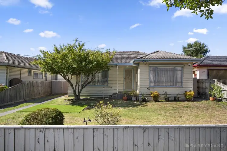 877 Heatherton Road