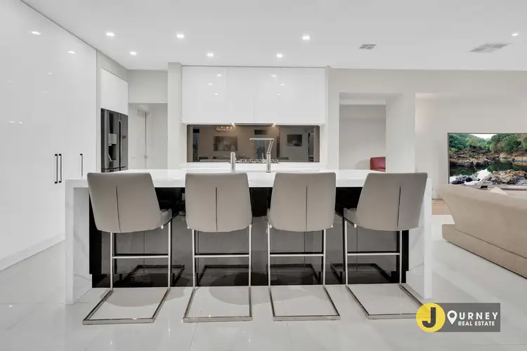 Sixth view of Homely house listing, 8 Valda Close, Berwick VIC 3806