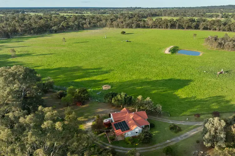 38 McCrackens Road, Locksley VIC 3665