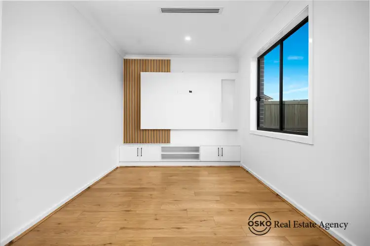 Fifth view of Homely house listing, 72 Surround Circuit, Bonnie Brook VIC 3335