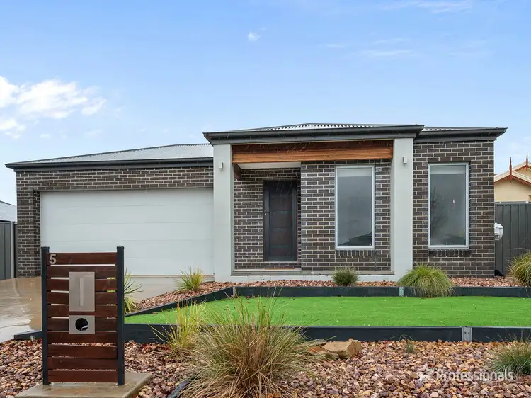 5 Forest View Drive, Maryborough VIC 3465