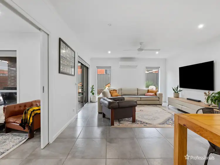 Fifth view of Homely house listing, 5 Forest View Drive, Maryborough VIC 3465