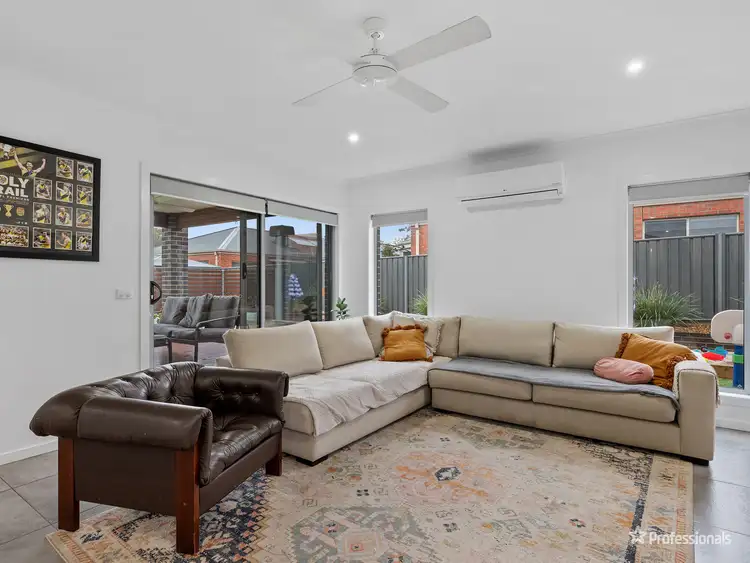 Sixth view of Homely house listing, 5 Forest View Drive, Maryborough VIC 3465