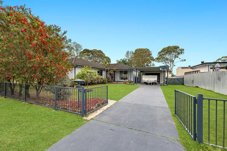 4 Langtree Close