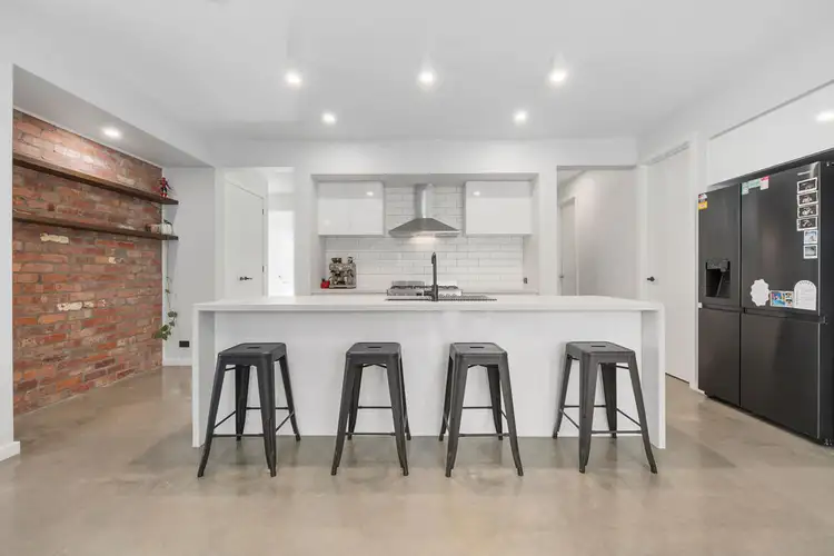 Fifth view of Homely house listing, 2 Boyd Court, Canadian VIC 3350