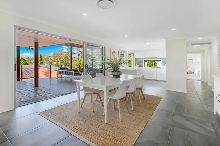 42 Parasol Street, Ashmore QLD 4214