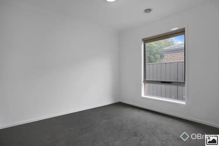 Fifth view of Homely house listing, 3 Abrus Circuit, Cranbourne North VIC 3977