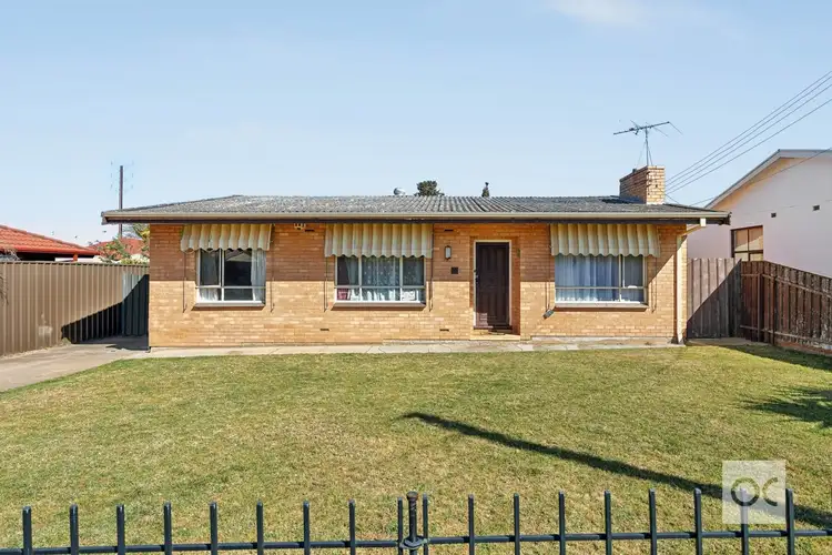 10 Vine Street, Taperoo SA 5017