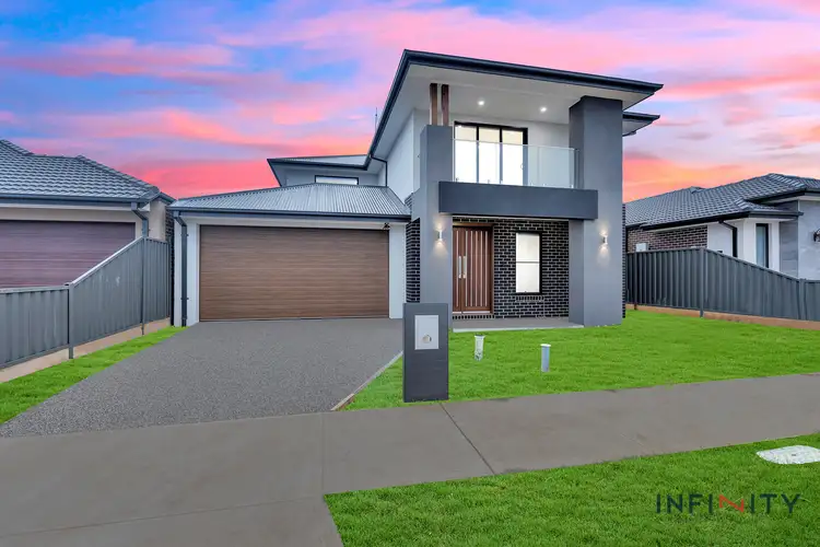 Second view of Homely house listing, 11 Siliqua Street, Tarneit VIC 3029
