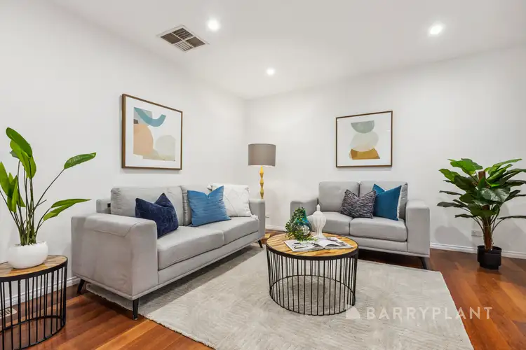 2/3 Caledonia Crescent, Mulgrave VIC 3170