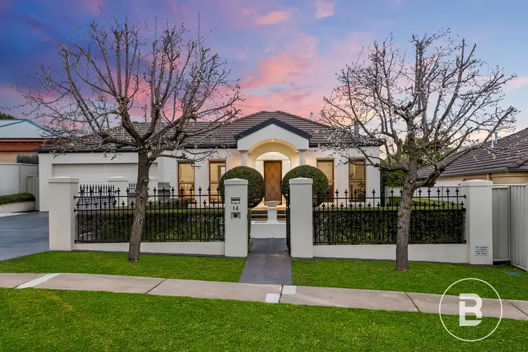 14 Adelle Court, Strathdale VIC 3550