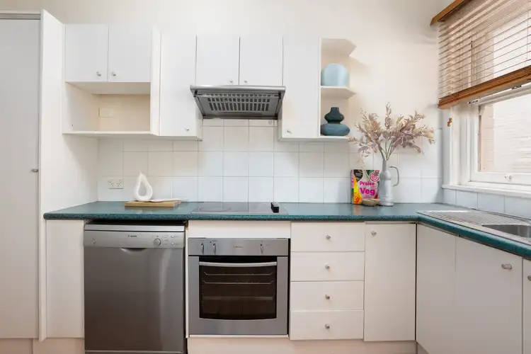 Fourth view of Homely apartment listing, 2/33 Oakley Road, North Bondi NSW 2026