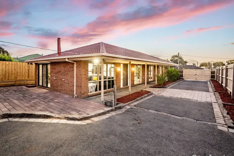 Main view of Homely house listing, 4 Maureen Close, Cranbourne West VIC 3977