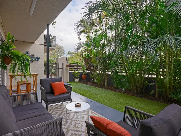 Main view of Homely unit listing, 2/2 Howitt Street, North Ward QLD 4810