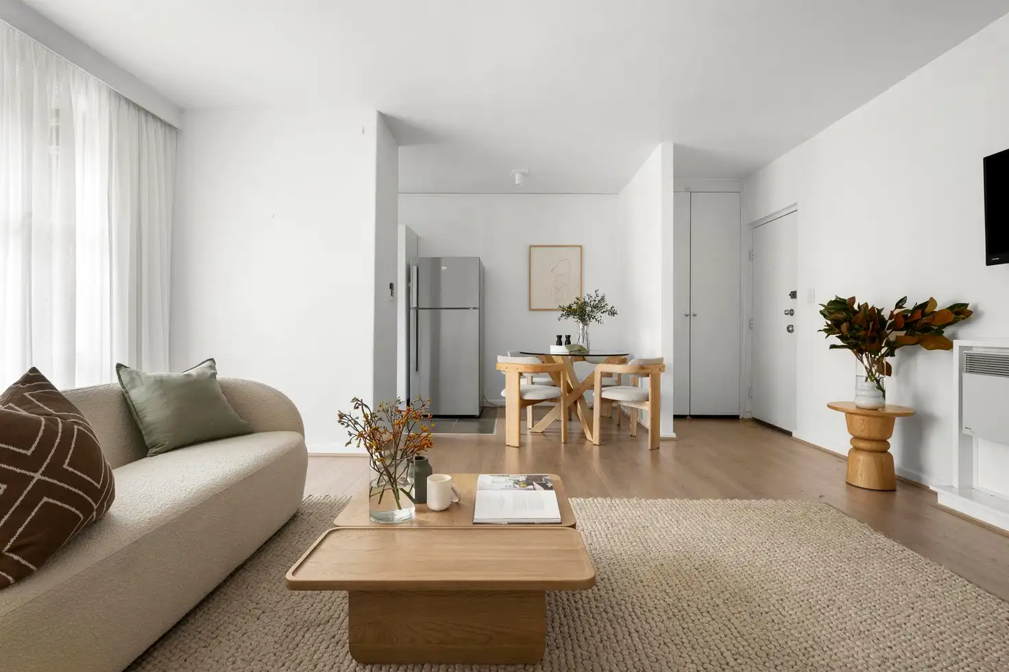 Main view of Homely apartment listing, 2/127 Riversdale Road, Hawthorn VIC 3122