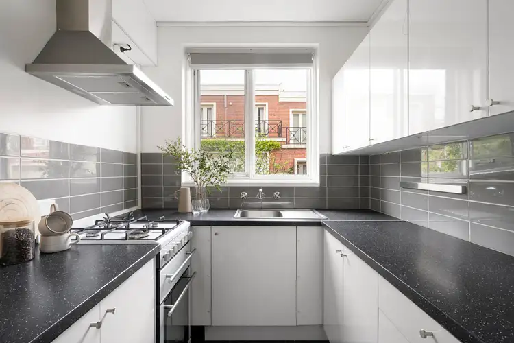 Third view of Homely apartment listing, 2/127 Riversdale Road, Hawthorn VIC 3122