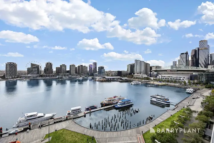 124/55 Victoria Harbour Promenade, Docklands VIC 3008