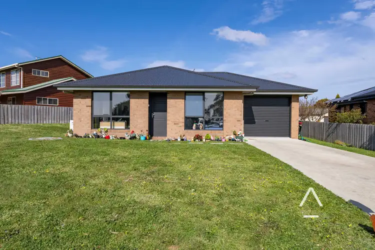 8 Dunning Avenue