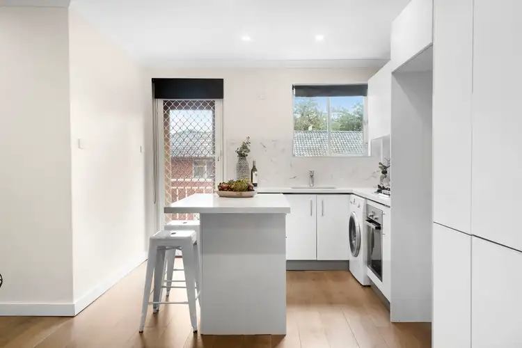Fourth view of Homely apartment listing, 11/6 Fairway Close, Manly Vale NSW 2093