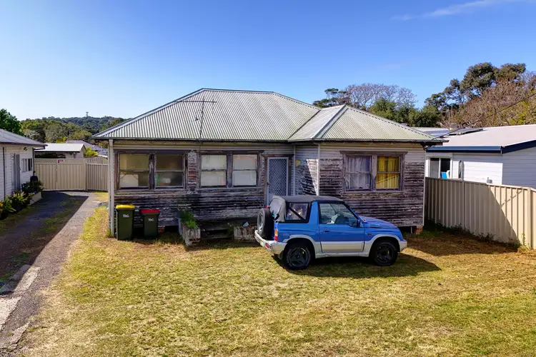 14 Douglas Avenue, Forster NSW 2428