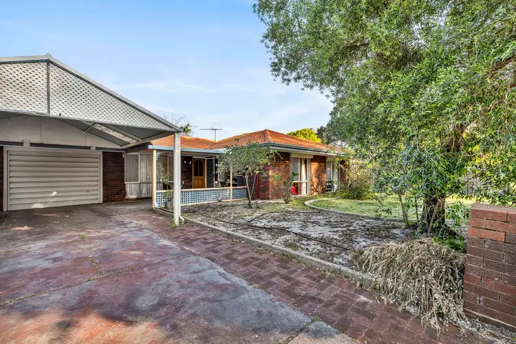 40 Mahonia Way, Forrestfield WA 6058
