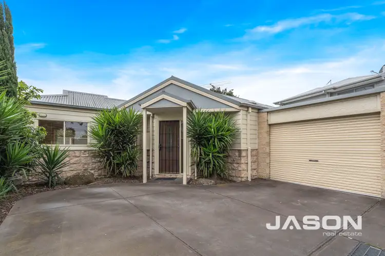 10a Warwick Place, Tullamarine VIC 3043