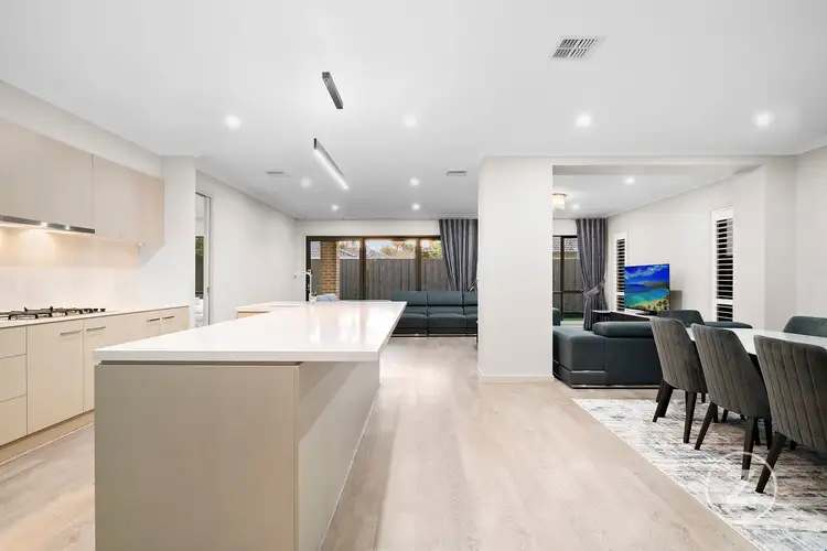 Fourth view of Homely house listing, 31 Watergardens Circuit, Lyndhurst VIC 3975