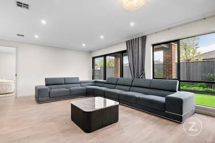 Sixth view of Homely house listing, 31 Watergardens Circuit, Lyndhurst VIC 3975