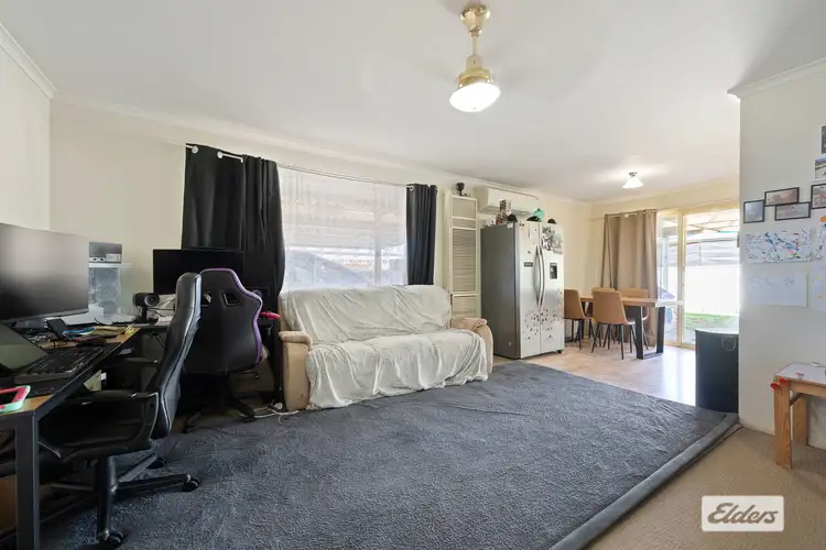 Fifth view of Homely house listing, 2 Jennifer Place, West Wodonga VIC 3690