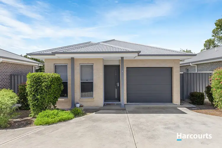 Main view of Homely unit listing, 4/40 Diamond Circuit, Rutherford NSW 2320