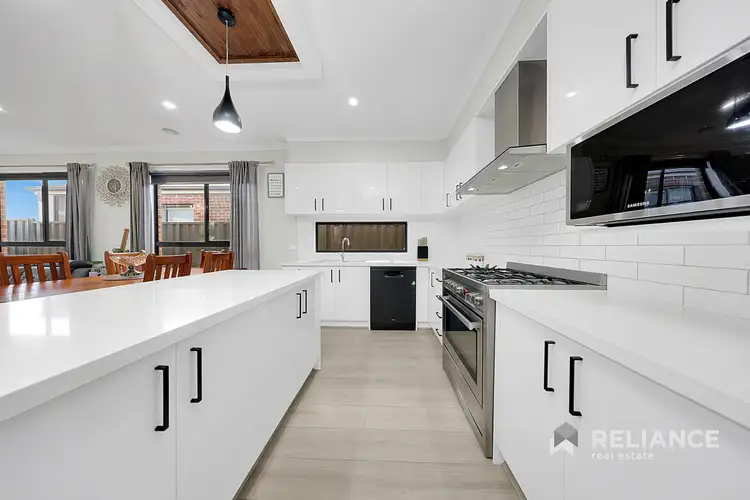 Fifth view of Homely house listing, 5 Riverglen Drive, Craigieburn VIC 3064