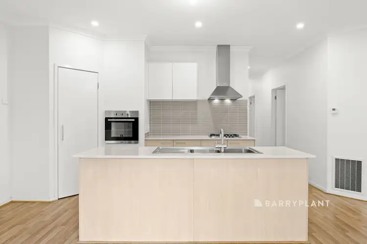 Fourth view of Homely house listing, 3 Edgeware Close, Pakenham VIC 3810