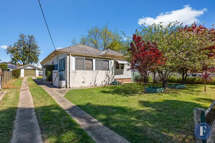 22 Miro Street, Young NSW 2594