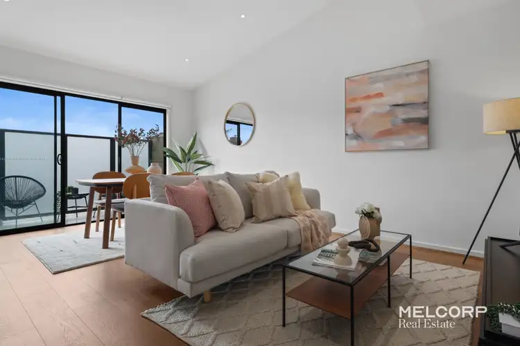 Main view of Homely townhouse listing, 5/110 Atherton Road, Oakleigh VIC 3166