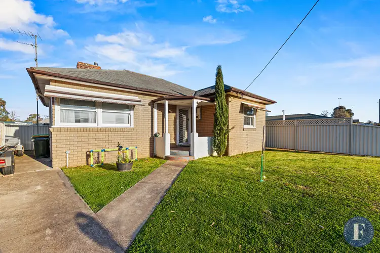 24A Binalong Street, Young NSW 2594
